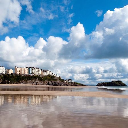 4 Bed In Tenby Fb003 Extérieur photo