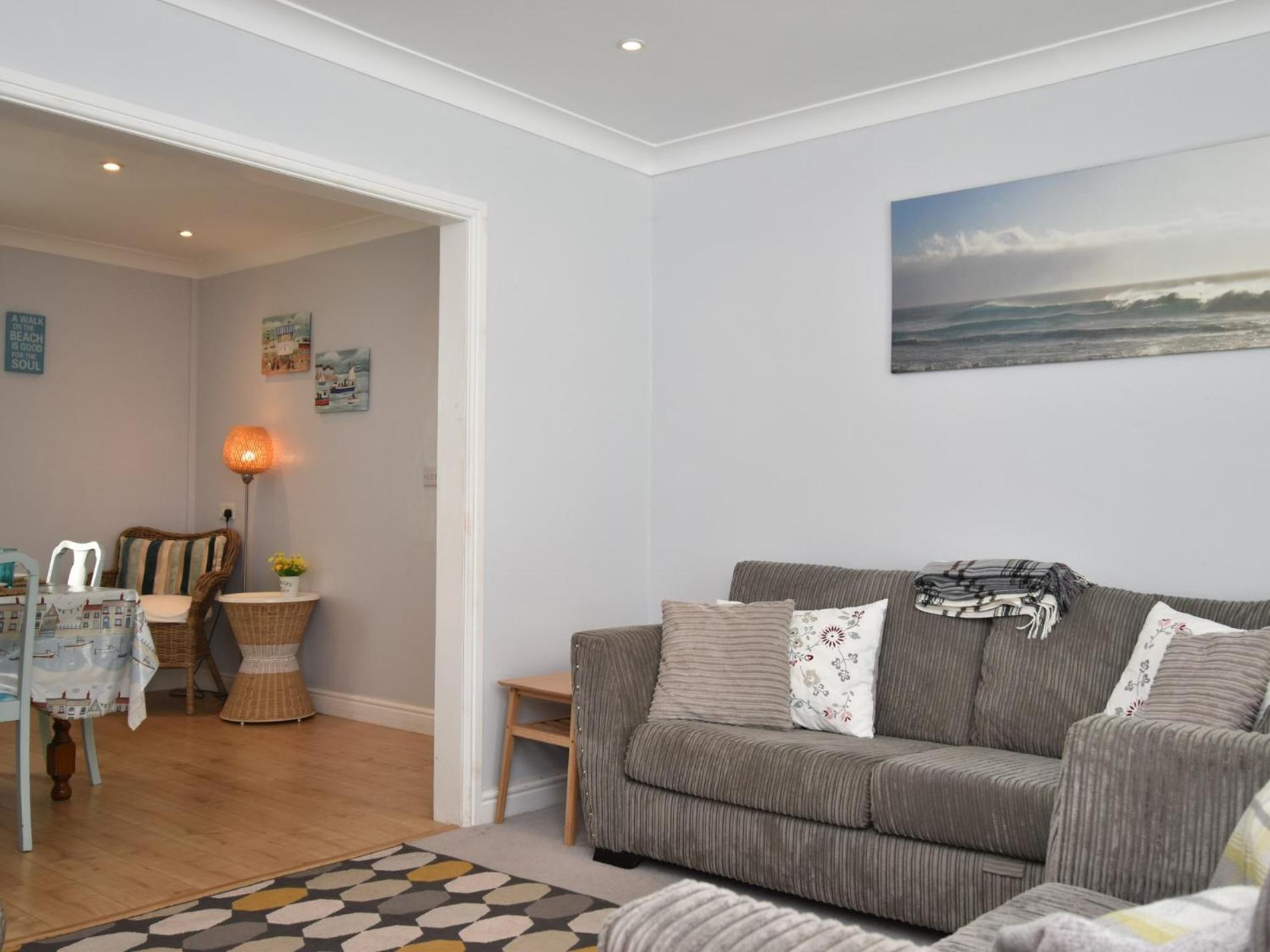 4 Bed In Tenby Fb003 Extérieur photo